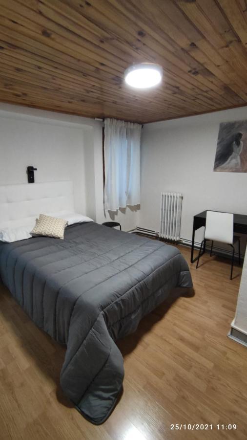 Hostal Ars Puigcerdà Eksteriør billede