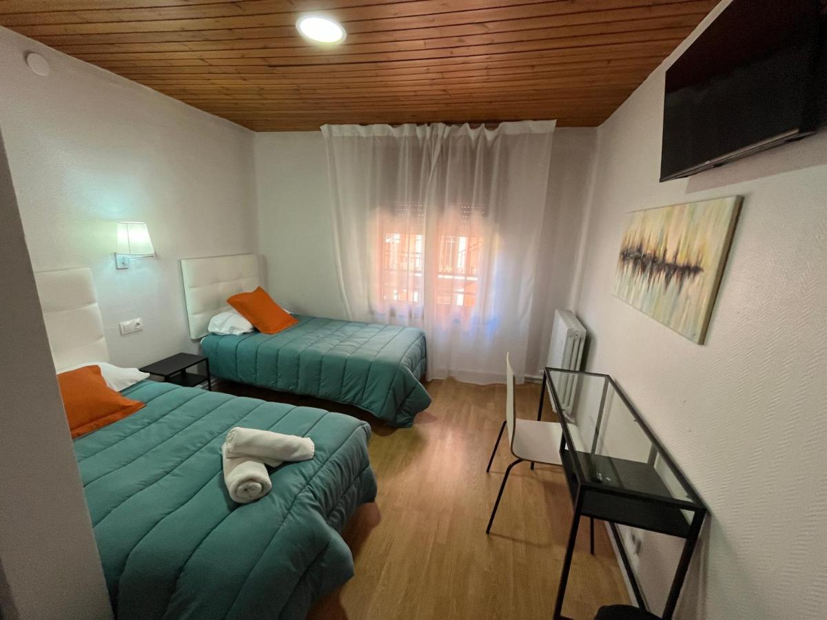 Hostal Ars Puigcerdà Eksteriør billede